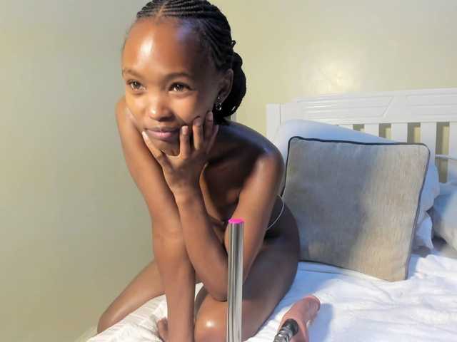 LureNoir24 BongaCams Model