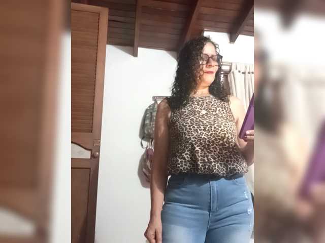 Taniamilf69 BongaCams Model