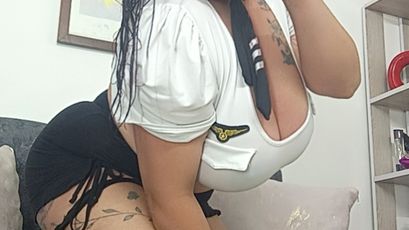 zully_jones Skyprivate Model