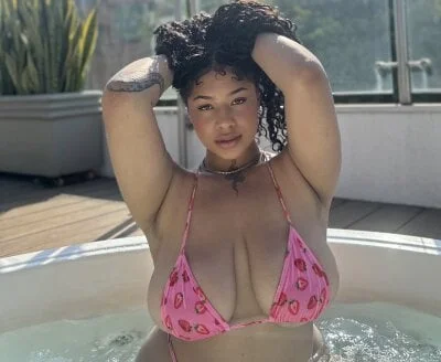 SashaLiciosa_ Stripchat Model