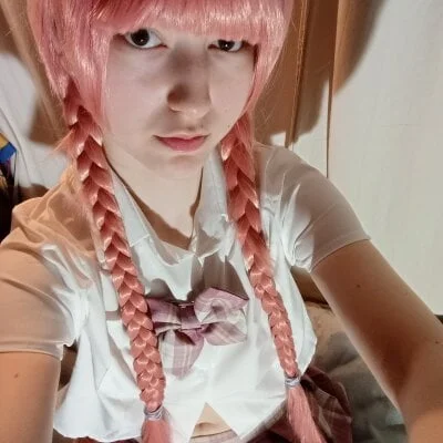 Yoonhee_Kiss Stripchat Model